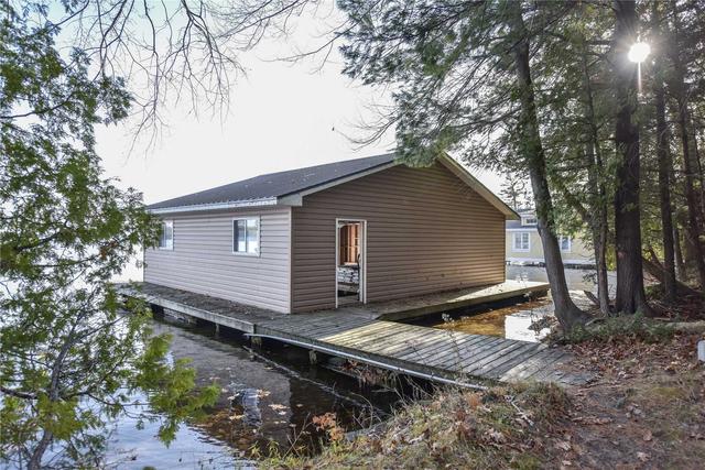253 Sunrise Tr, House detached with 4 bedrooms, 2 bathrooms and 0 parking in Georgian Bay ON | Image 37