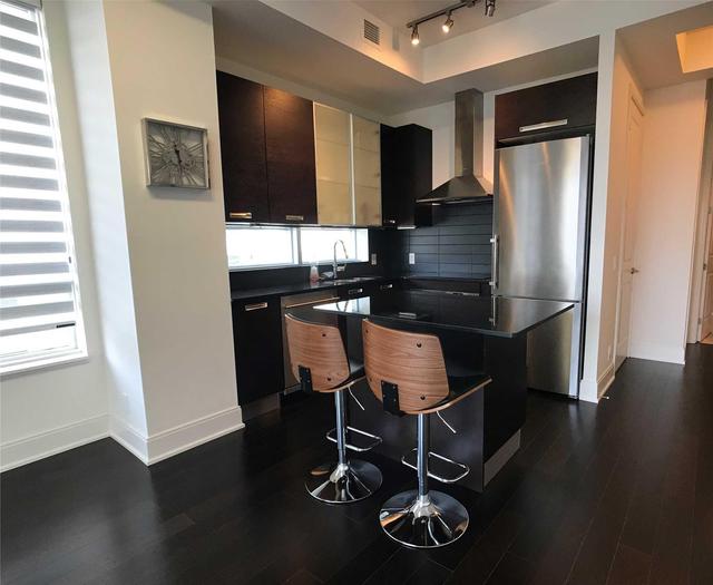 2005 - 21 Balmuto St, Condo with 1 bedrooms, 1 bathrooms and null parking in Toronto ON | Image 3