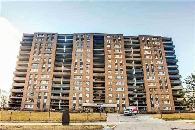 809 - 4 Lisa St, Condo with 2 bedrooms, 1 bathrooms and 1 parking in Brampton ON | Image 1