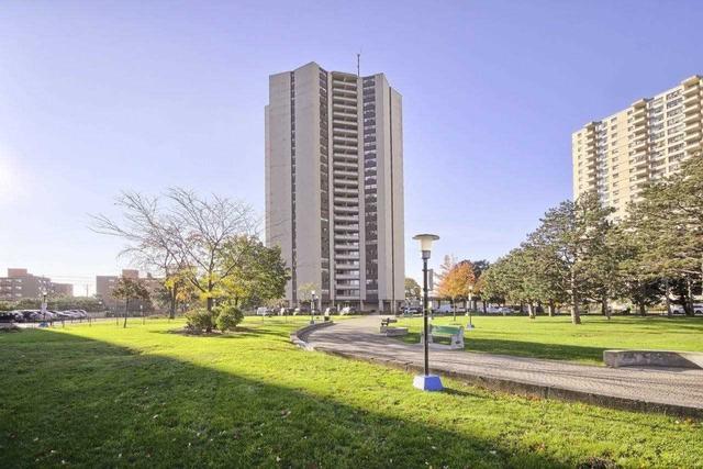 2408 - 380 Dixon Rd, Condo with 1 bedrooms, 1 bathrooms and 1 parking in Toronto ON | Image 1