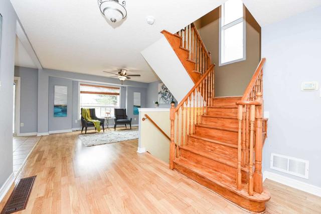 3 Milkweed Cres, House detached with 4 bedrooms, 4 bathrooms and 4 parking in Brampton ON | Image 23
