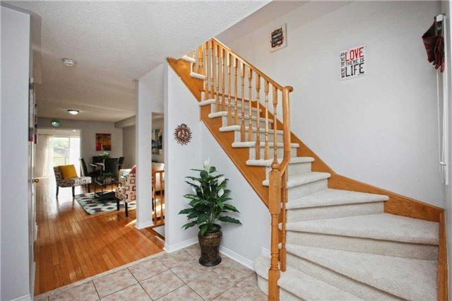 59 Beavervalley Dr, House attached with 4 bedrooms, 3 bathrooms and 2 parking in Brampton ON | Image 2