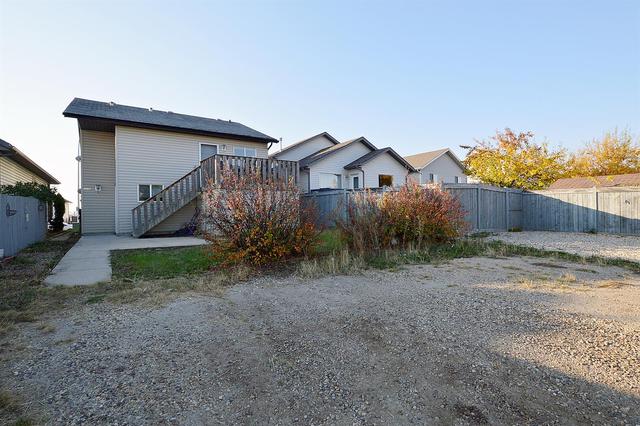 10346 Kateri Drive, House detached with 4 bedrooms, 2 bathrooms and 2 parking in Grande Prairie AB | Image 19