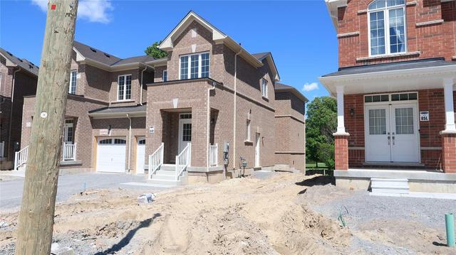 Lot#84R - 71 Titan Tr, House attached with 3 bedrooms, 3 bathrooms and 1 parking in Markham ON | Image 2