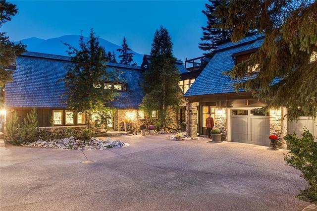 301 Buffalo Street, House detached with 7 bedrooms, 6 bathrooms and 6 parking in Banff AB | Image 46