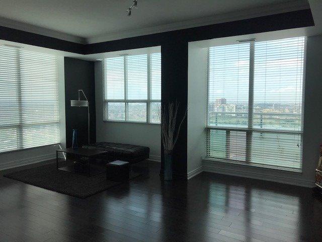 3402 - 3939 Duke Of York Blvd, Condo with 2 bedrooms, 3 bathrooms and 1 parking in Mississauga ON | Image 3