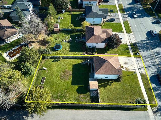335 St Vincent St, House detached with 3 bedrooms, 2 bathrooms and 5 parking in Barrie ON | Image 20