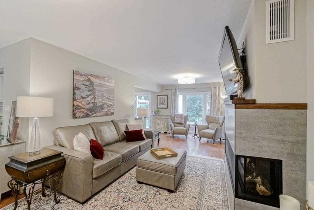 1237 Hedgestone Cres, House detached with 3 bedrooms, 3 bathrooms and 3 parking in Oakville ON | Image 35