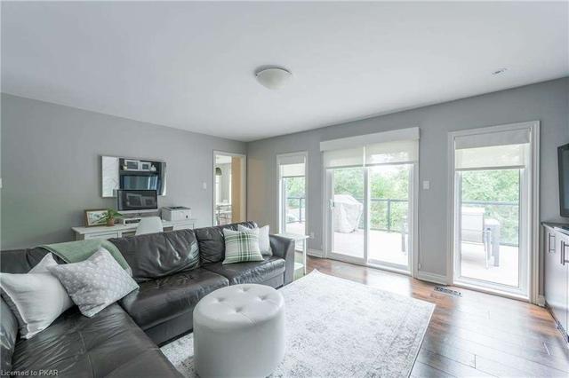 1203 Summit Dr, House detached with 4 bedrooms, 4 bathrooms and 6 parking in Peterborough ON | Image 3