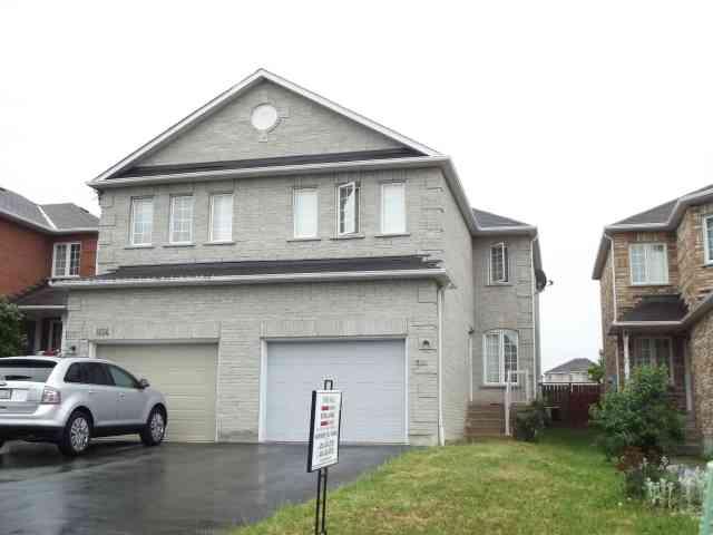 836 Avonshire Crt, House semidetached with 3 bedrooms, 3 bathrooms and 1 parking in Mississauga ON | Image 1