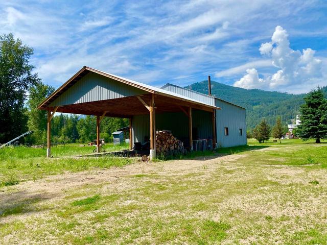 11325 Granby Road, House detached with 4 bedrooms, 3 bathrooms and null parking in Kootenay Boundary D BC | Image 52