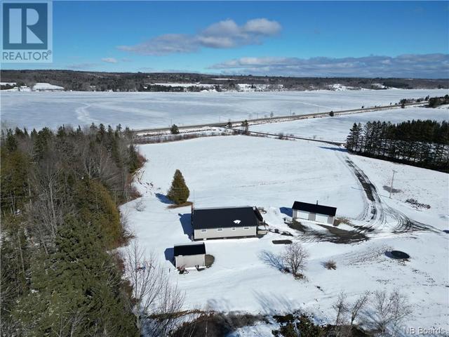 6258 Route 102, House detached with 4 bedrooms, 1 bathrooms and null parking in Prince William NB | Image 4