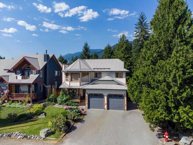 1489 Balsam Street, House detached with 3 bedrooms, 2 bathrooms and null parking in Pemberton BC | Card Image