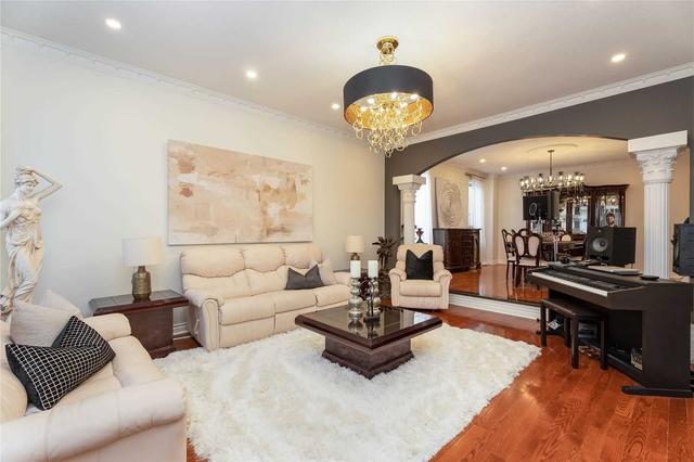 5 Estateview Circ, House detached with 4 bedrooms, 4 bathrooms and 15 parking in Brampton ON | Image 23