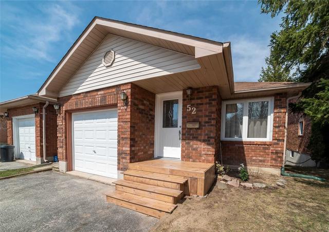 52 Geddes Cres, House detached with 2 bedrooms, 2 bathrooms and 3 parking in Barrie ON | Image 1