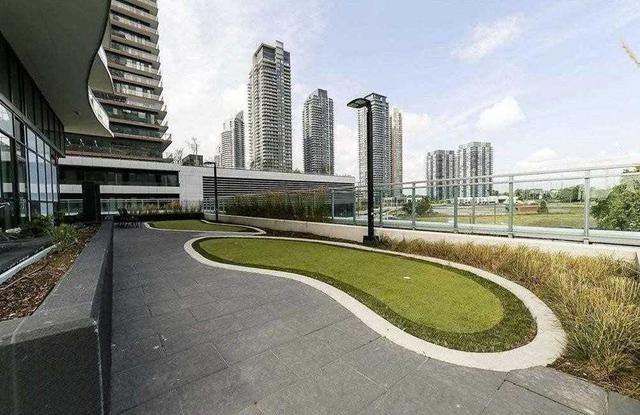 1310 - 33 Shore Breeze Dr S, Condo with 2 bedrooms, 2 bathrooms and 1 parking in Toronto ON | Card Image
