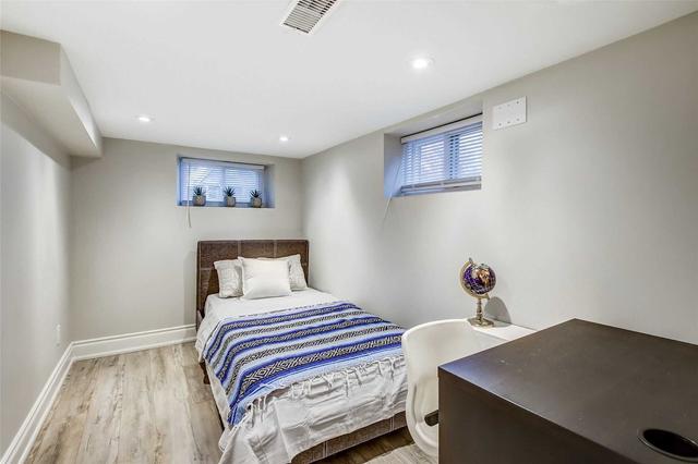 16 Seventeenth St, House detached with 3 bedrooms, 2 bathrooms and 4 parking in Toronto ON | Image 5