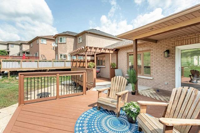 565 Royalpark Way, House detached with 2 bedrooms, 2 bathrooms and 6 parking in Vaughan ON | Image 29