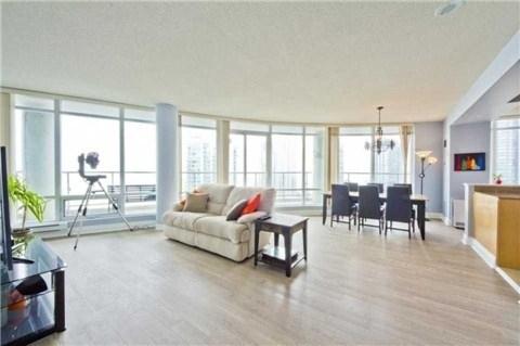 3105 - 373 Front St W, Condo with 2 bedrooms, 3 bathrooms and 2 parking in Toronto ON | Image 1