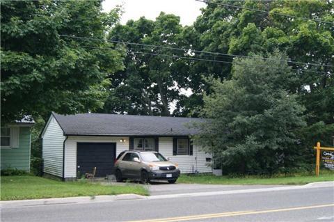 86 Toronto Rd, House detached with 2 bedrooms, 1 bathrooms and 2 parking in Port Hope ON | Image 3