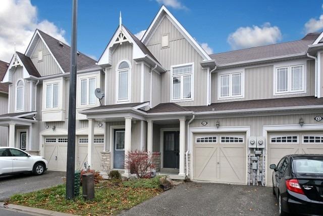 67 Connell Lane, Townhouse with 3 bedrooms, 3 bathrooms and 2 parking in Clarington ON | Image 1