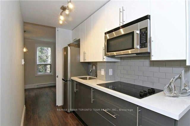 upper - 115a Coxwell Ave, House semidetached with 1 bedrooms, 1 bathrooms and 0 parking in Toronto ON | Image 2