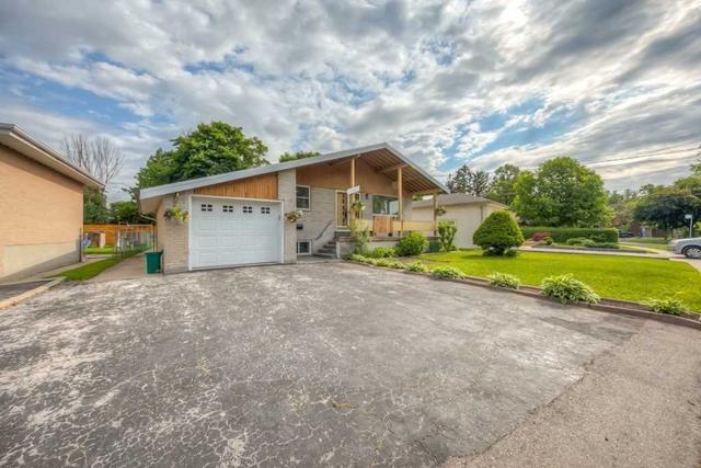 146 Verobeach Blvd, House detached with 3 bedrooms, 2 bathrooms and 7 parking in Toronto ON | Image 9