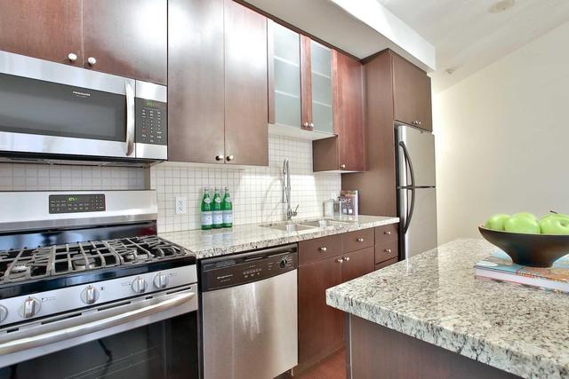 301 - 1 Shaw St, Condo with 1 bedrooms, 1 bathrooms and 1 parking in Toronto ON | Image 7