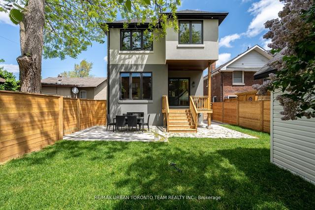 26 Kalmar Ave, House detached with 4 bedrooms, 4 bathrooms and 3 parking in Toronto ON | Image 33