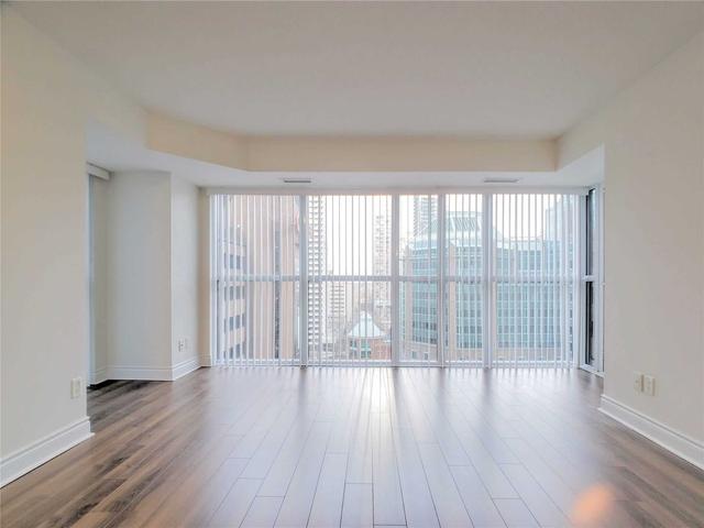 1201 - 28 Ted Rogers Way, Condo with 1 bedrooms, 1 bathrooms and 0 parking in Toronto ON | Image 2