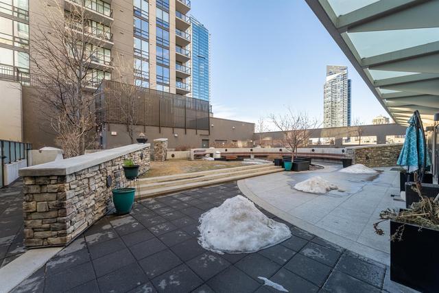 1401 - 1111 10 Street Sw, Condo with 2 bedrooms, 2 bathrooms and 1 parking in Calgary AB | Image 32