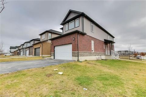 60 - 3270 Singleton Avenue W, House detached with 3 bedrooms, 3 bathrooms and 2 parking in London ON | Card Image