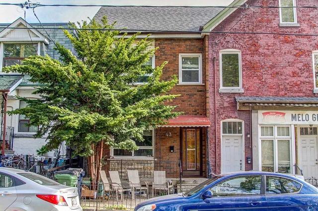 43 Claremont St, House semidetached with 3 bedrooms, 2 bathrooms and 0 parking in Toronto ON | Image 1