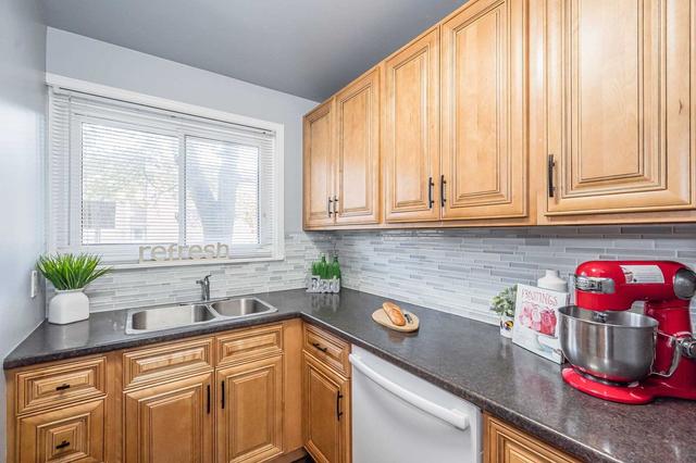 43 - 201 Silvercreek Pkwy N, Townhouse with 4 bedrooms, 2 bathrooms and 1 parking in Guelph ON | Image 5