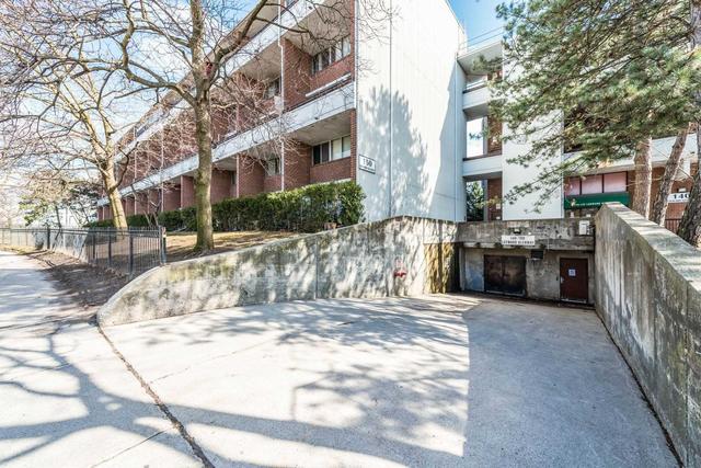 206 - 150 Leeward Glenway Way, Townhouse with 4 bedrooms, 2 bathrooms and 1 parking in Toronto ON | Image 25