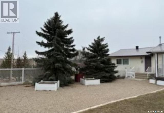 419 2nd Avenue S, House detached with 4 bedrooms, 3 bathrooms and null parking in Rockglen SK | Image 40