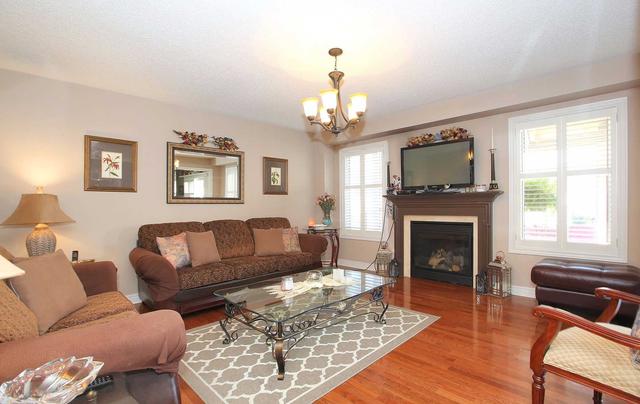 124 Richard Coulson Cres, House detached with 3 bedrooms, 4 bathrooms and 2 parking in Whitchurch Stouffville ON | Image 33
