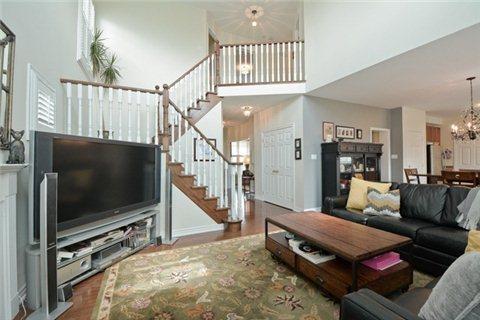 72 Montebello Cres, House detached with 4 bedrooms, 4 bathrooms and 4 parking in Ajax ON | Image 5