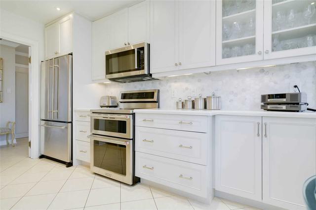 lph3 - 298 Jarvis St, Condo with 2 bedrooms, 2 bathrooms and 1 parking in Toronto ON | Image 2