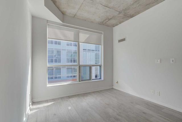 806 - 1005 King St W, Condo with 1 bedrooms, 1 bathrooms and 1 parking in Toronto ON | Image 2