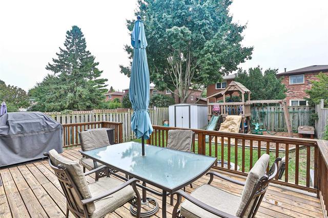 10 Grandhall Crt, House detached with 3 bedrooms, 3 bathrooms and 4 parking in Toronto ON | Image 27
