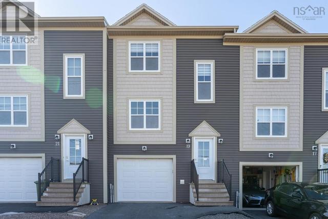 19 Fescue Court, House attached with 3 bedrooms, 2 bathrooms and null parking in Halifax NS | Image 1