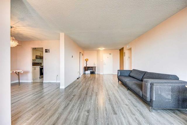 201 - 1703 Mccowan Rd, Condo with 3 bedrooms, 2 bathrooms and 1 parking in Toronto ON | Card Image