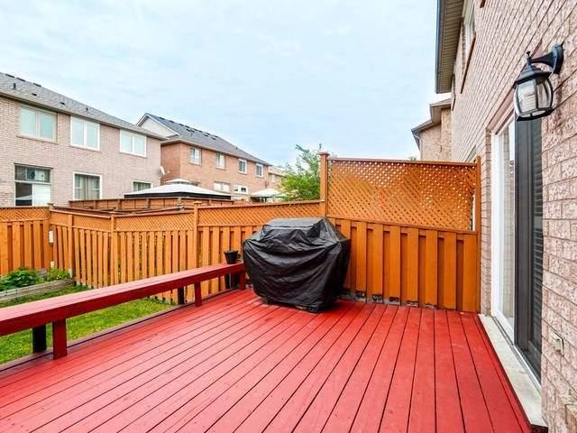 7157 Black Walnut Tr, House semidetached with 3 bedrooms, 3 bathrooms and 4 parking in Mississauga ON | Image 24