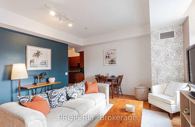 313 - 485 Rosewell Ave, Condo with 1 bedrooms, 1 bathrooms and 1 parking in Toronto ON | Image 5
