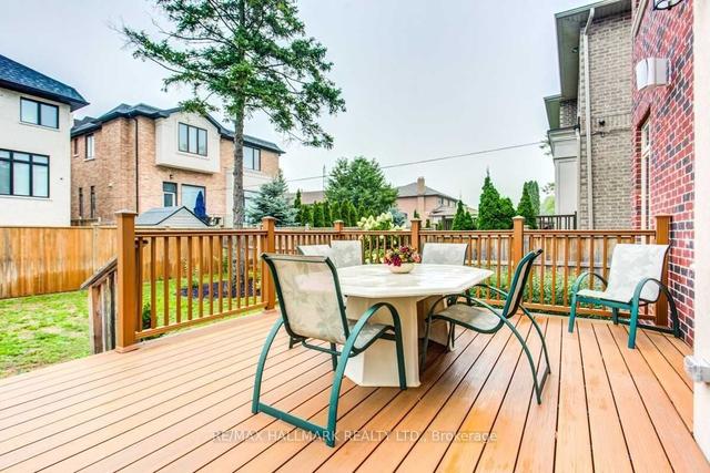 38a Doverwood Crt, House detached with 4 bedrooms, 6 bathrooms and 6 parking in Toronto ON | Image 22