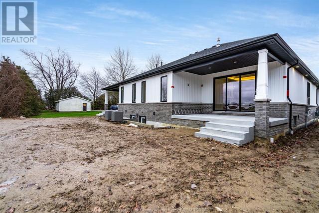 1584 Jasperson Drive, House semidetached with 4 bedrooms, 3 bathrooms and null parking in Kingsville ON | Image 45