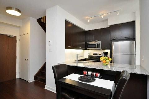07 - 370 Square One Dr, Townhouse with 3 bedrooms, 3 bathrooms and 2 parking in Mississauga ON | Image 8