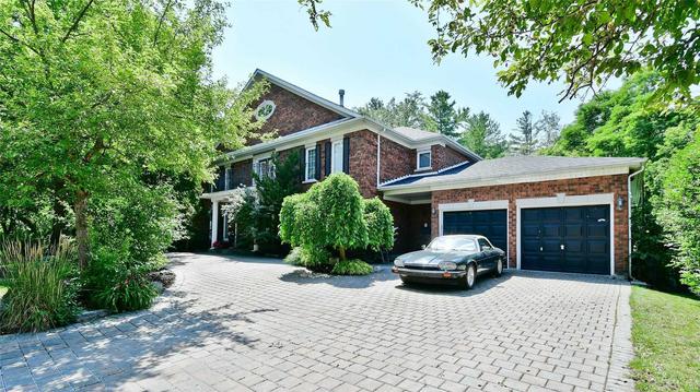 81 Woodview Dr, House detached with 5 bedrooms, 4 bathrooms and 11 parking in Pickering ON | Image 1