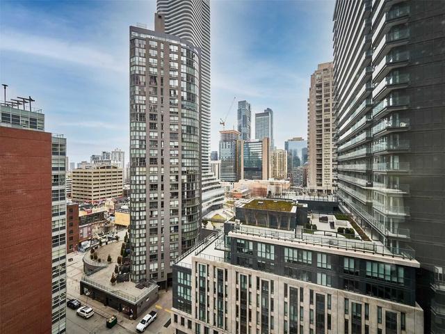 1309 - 1001 Bay St, Condo with 1 bedrooms, 2 bathrooms and 1 parking in Toronto ON | Image 8